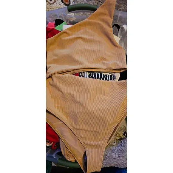 New Free People BEACH RIOT Ribbed Celine One Piece $148 SMALL Gold - Picture 4 of 5